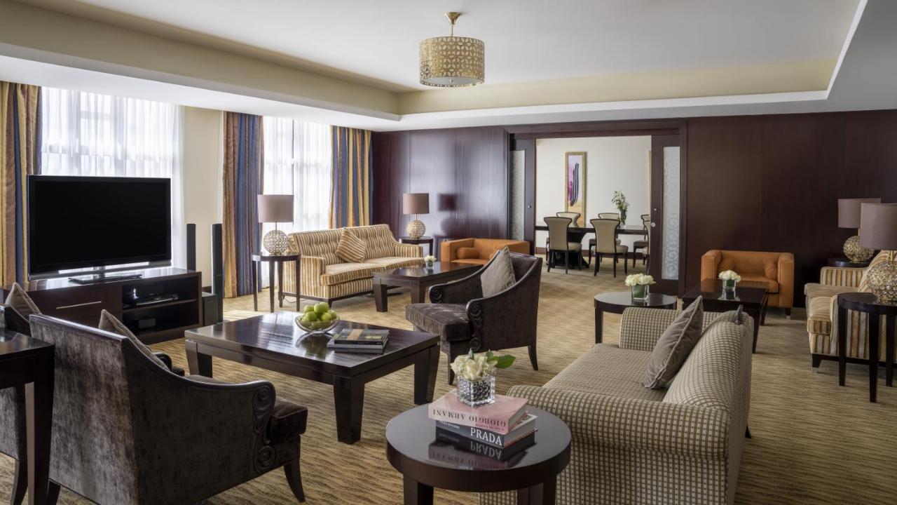 Anwar Al Madinah Moevenpick Hotel Medina Ngoại thất bức ảnh A suite at the Mandarin Oriental, Bangkok