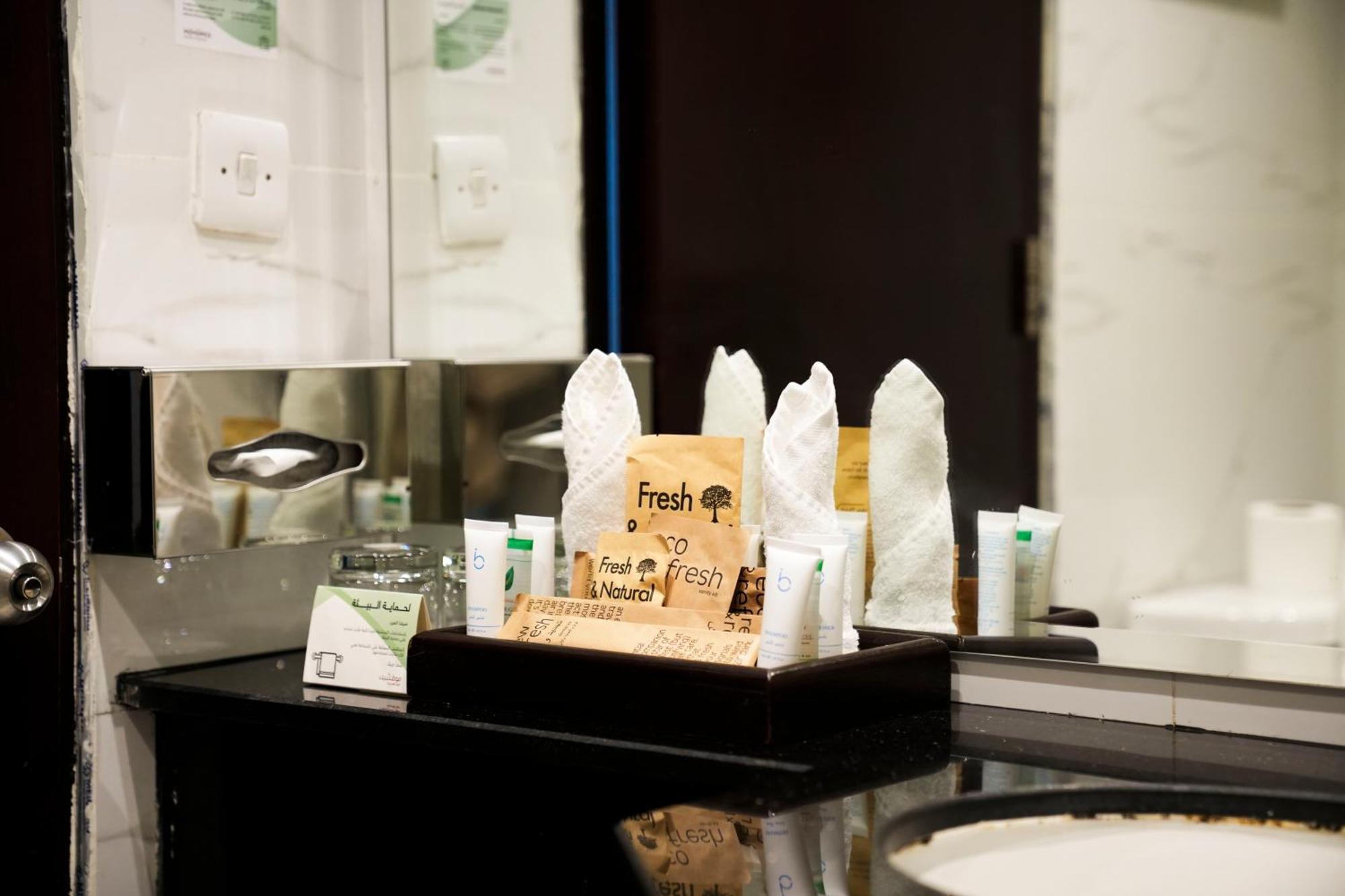 Anwar Al Madinah Moevenpick Hotel Medina Ngoại thất bức ảnh